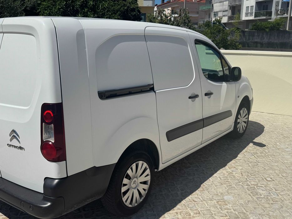 Carrinha CITROEN BERLINGO em Bom Estado