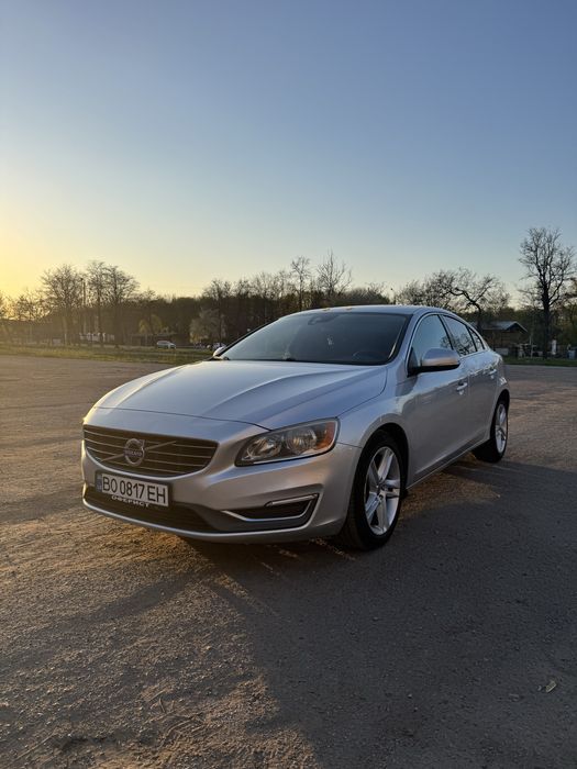 Volvo S60 2013 рік в рестайлі