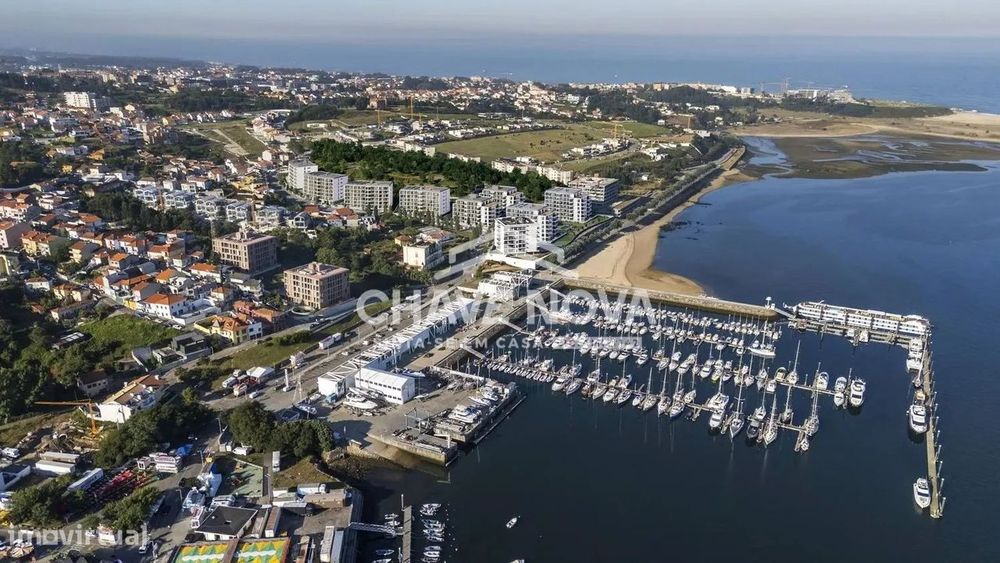 Apartamento T1 junto à marina da Afurada - CO