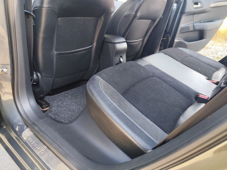 Citroën C4 — fotografia 12