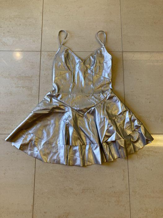 Vestido prateado