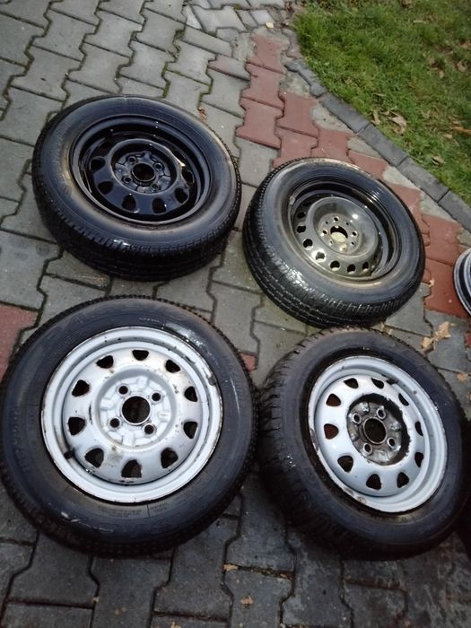 Lampy sufitowe, biurowe,panelowe,koła 13felicja
