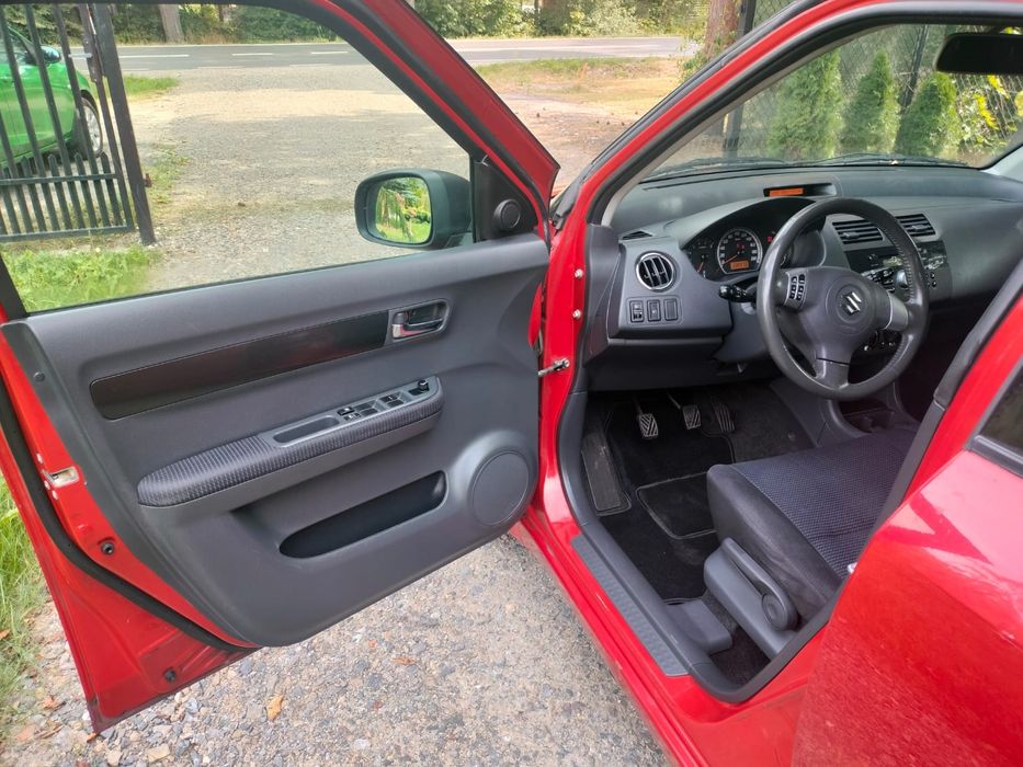 Suzuki Swift rok 2007, poj. 1,3 benzyna