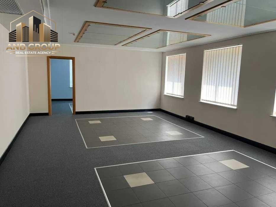 Без% Аренда целого здания на Печерске 1860м2, ул.Тютюнныка