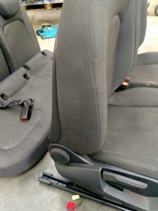 Banco frente direito AUDI A3 Sportback (8VA, 8VF)
