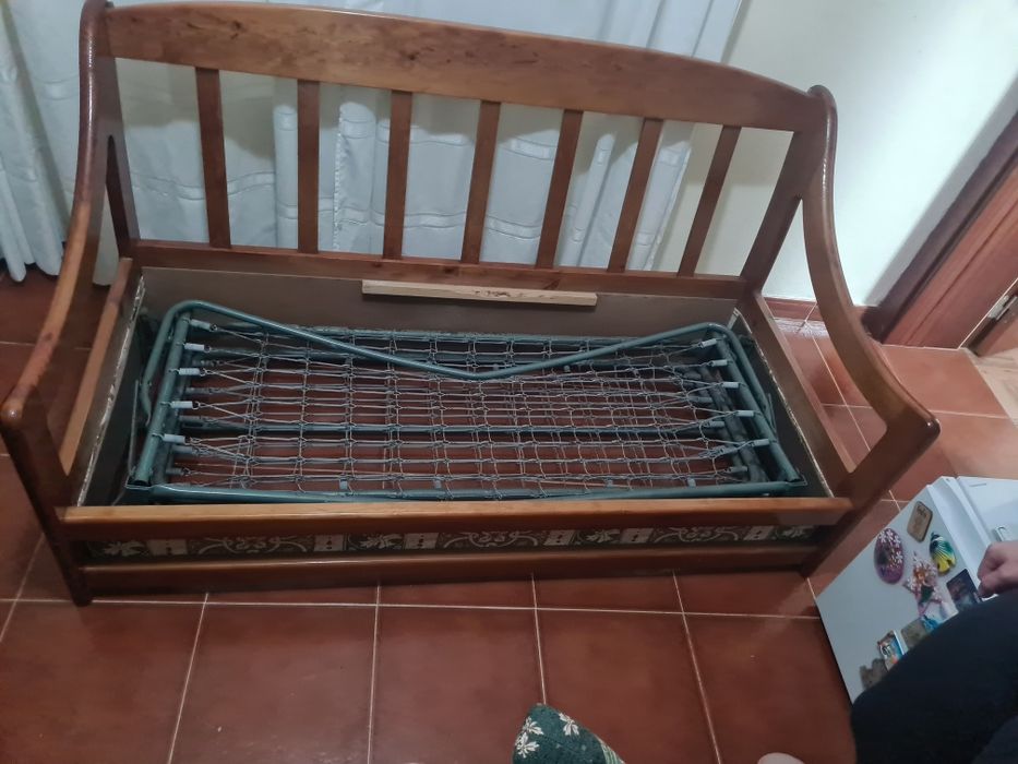 Sofa cama em bom estado