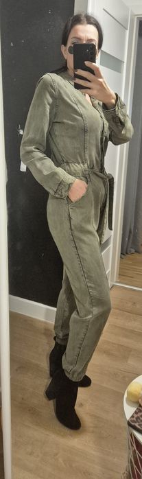 Śliczny kombinezon Guess S oryginal