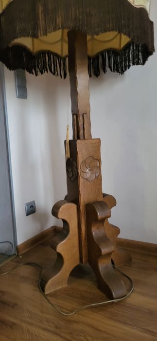 Stara lampa stojąca drewniana klosz skórzany zabytek antyk