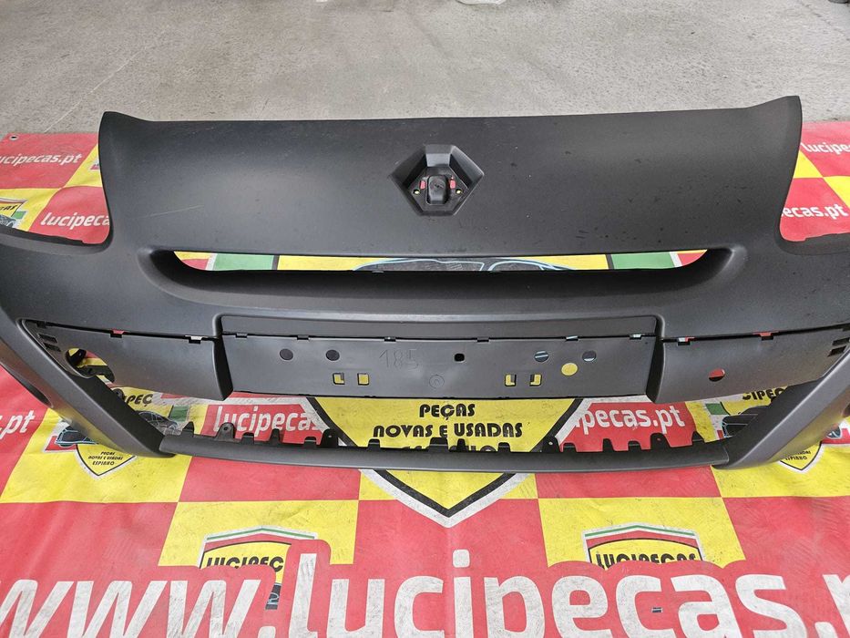 Pára-choques frente Renault Clio III | 127690