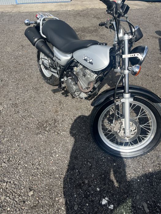 Suzuki RV Van Van 125