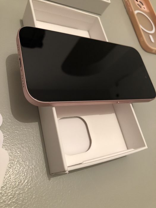 IPhone 15. 128 GB. Bat 89 pr. Stan jak Nowy. Dowód zak. Gwarancja.