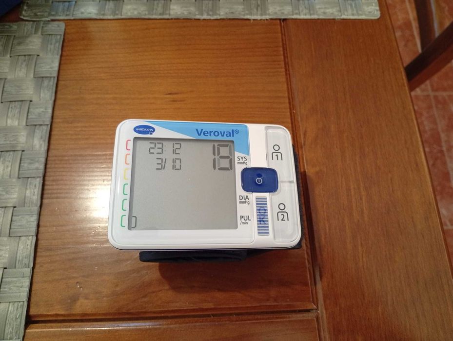 Máquina Medidor de Tensão Arterial de Pulso