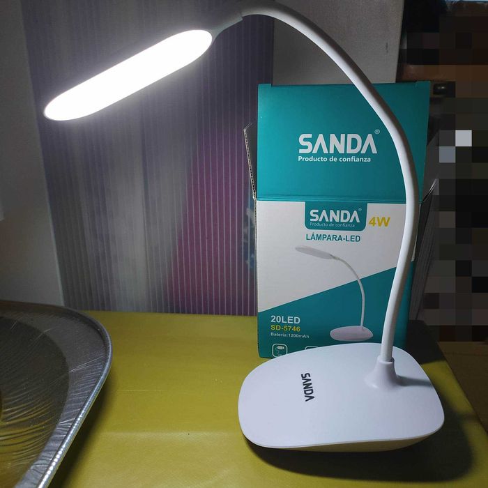 LED-лампа бездротова з USB до 15 годин світла