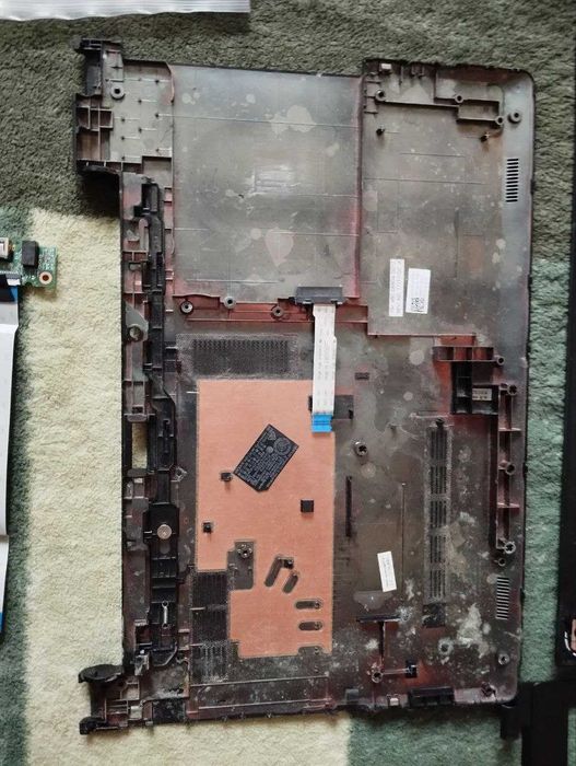 Ноутбук  Dell Inspiron 3552 P47F 15.6" разборка