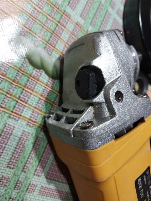 болгарка DeWALT 125 Круг как новая