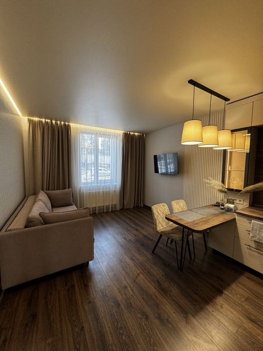 Подобова оренда апартаментів ЖК Вікінг Парк Зелена/Пимоненка/Пасічна