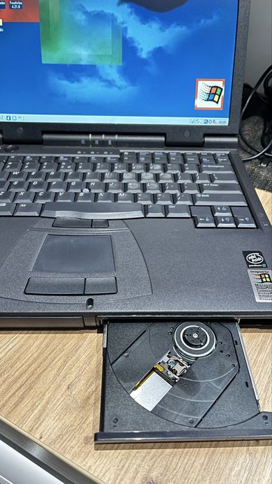 Dell latitude CPx H500GT dual boot RS232/lpt stan kolekcjonerski