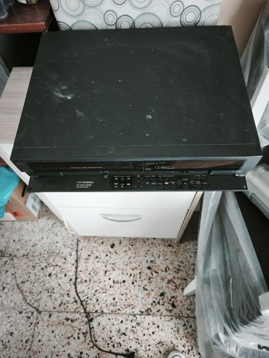 Leitor e gravador VHS
