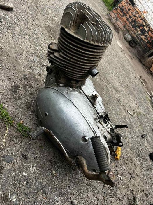 Продам фару на Иж 49