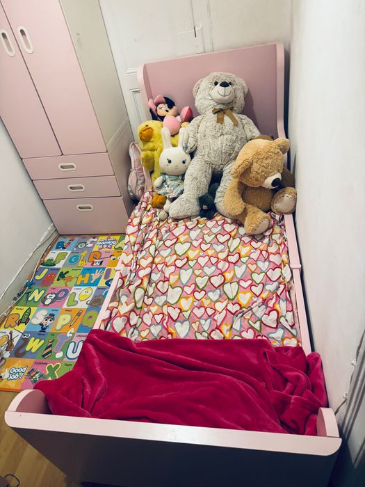 Conjunto mobília menina - IKEA