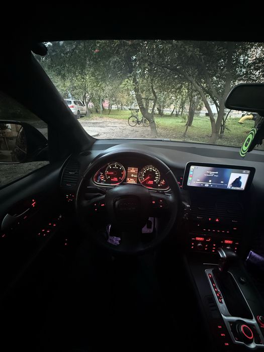 Продам Audi Q7 4l