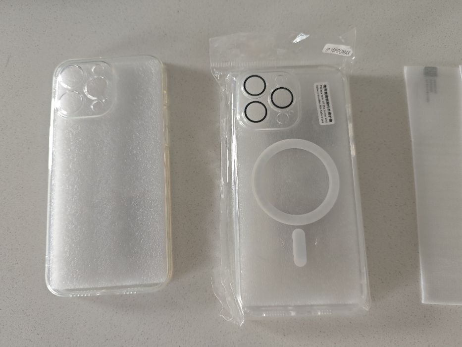 2 Capas + 3 Películas iPhone 15 Pro Max