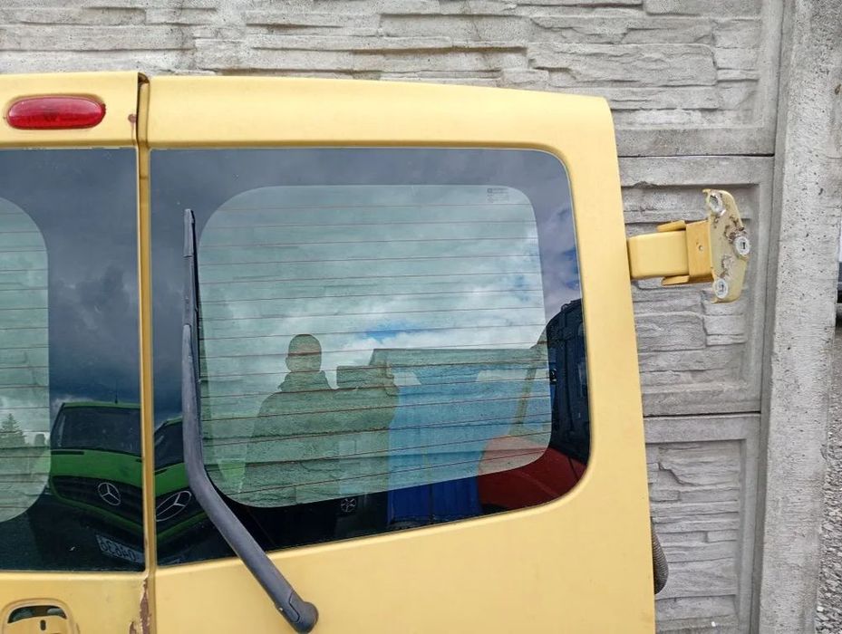 drzwi tylne lewe prawe tył z szybą opel vivaro a trafic ii primastar 2