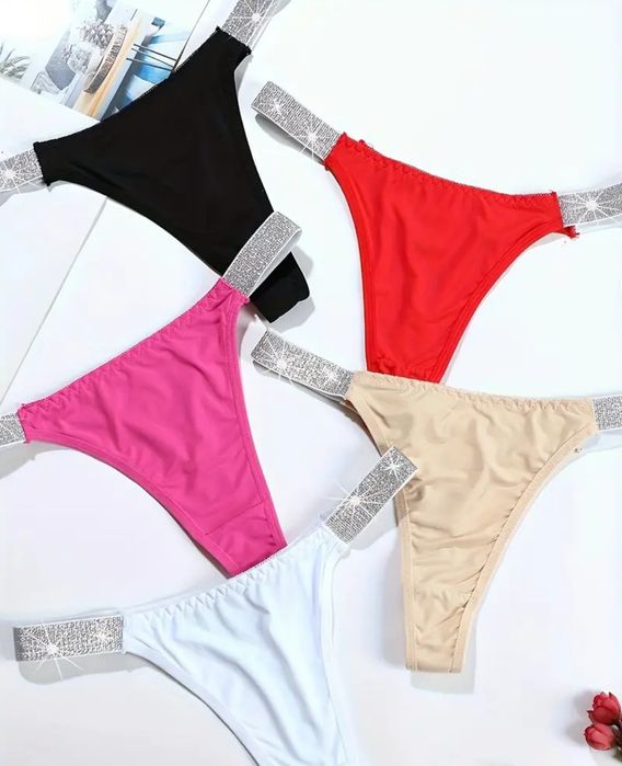 Очень красивые женские трусы-стринги размер М (46)