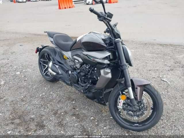 Ducati XDiavel V4 2026