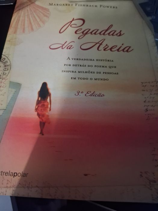 Livro " Pegadas na Areia" de Margaret Fishback Powers.