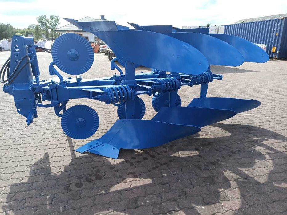 Plugi trzyskibowe obrotowe Fiskars Overum.Zabezpieczenia