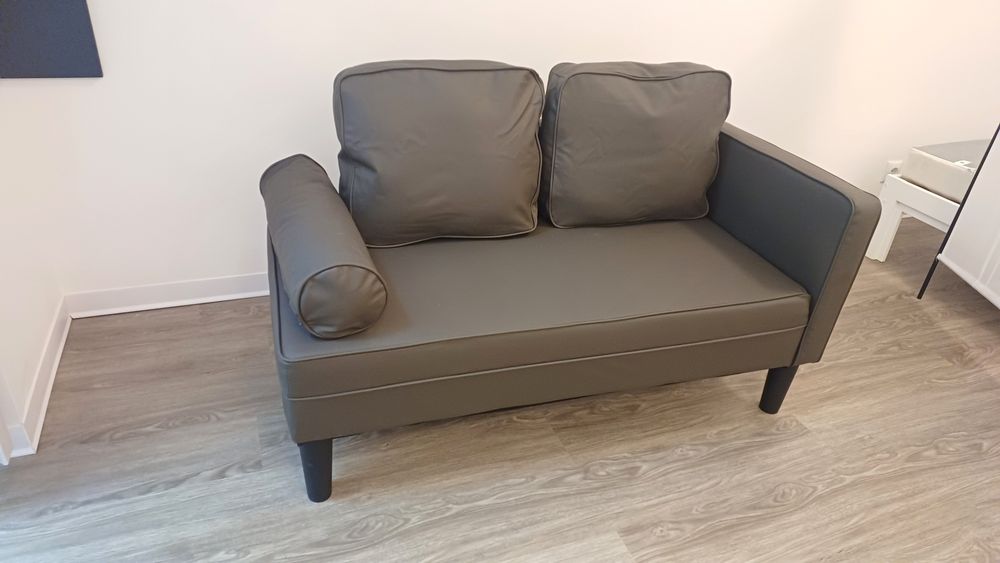 Sofá em pele sintética  da Vidal.XL - Novo