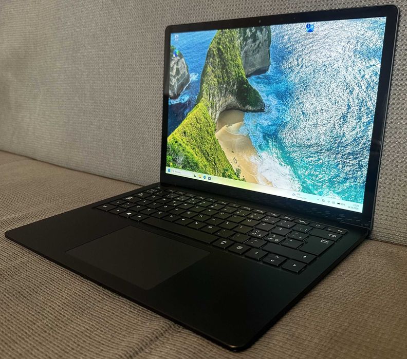 Biznesowy Microsoft Surface Laptop 5 i5 16 GB 256 13,5" PixelSense Dotykowy