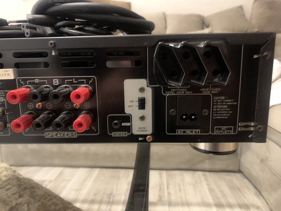 Pioneer stereo amplifier A-605R