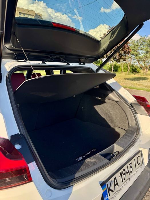 Продам Lexus ux