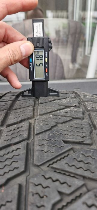 Kumho WinterCraft WS71 SUV 265 50 R19 110V XL