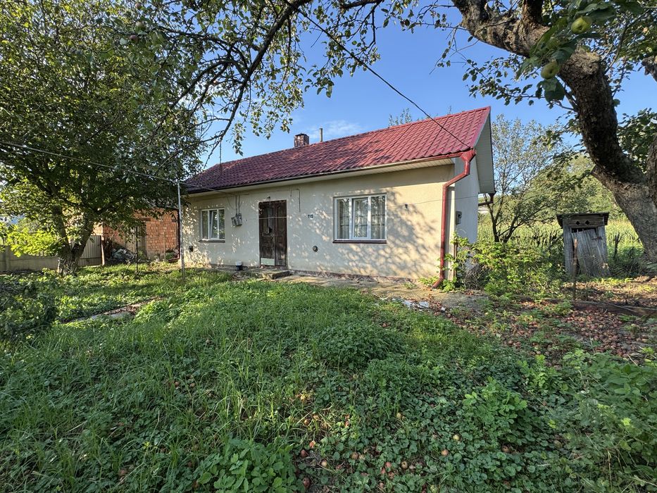 Продам будинок з ділянкою 15 соток