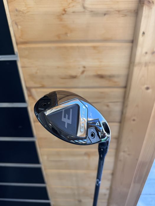 Híbrido Callaway Elyte 4