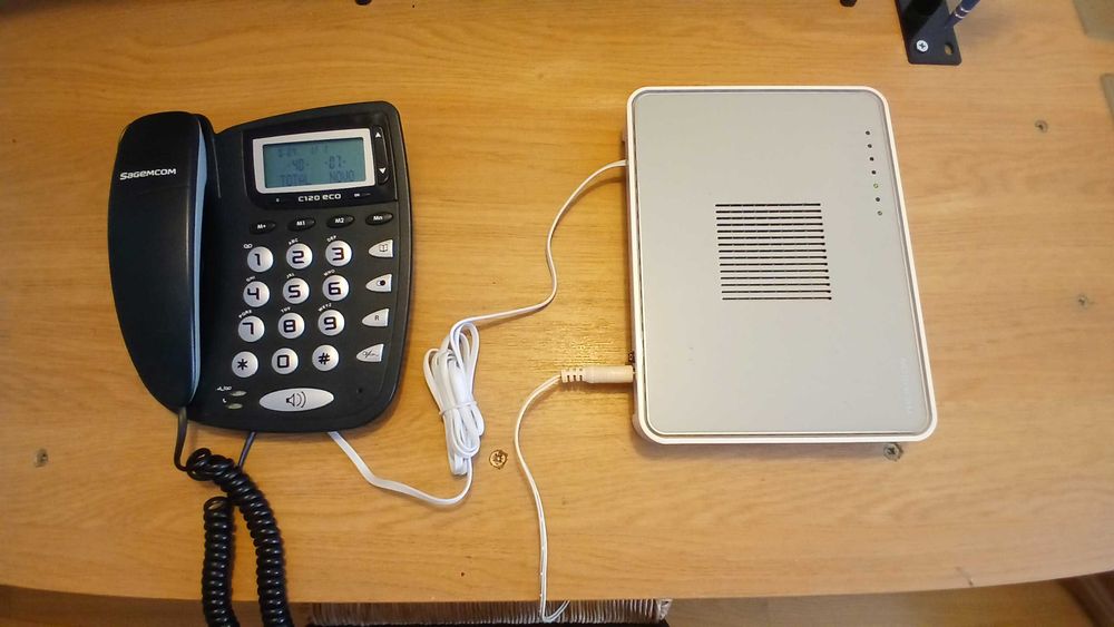 Telefone de Mesa ou secretária p/ router ou tomada RJ11