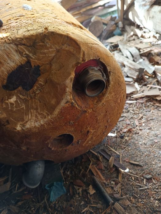 Dwa bojlery na wodę