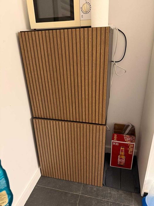 Aparador IKEA BESTÅ 180 cm | Portas Ripadas Nogueira BJÖRKÖVIKEN