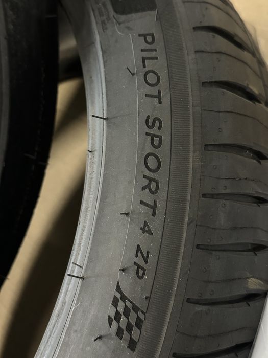 Sprzdam opony MICHELIN PILOT SPORT 4  zp 255/40/19, bierznik caly.