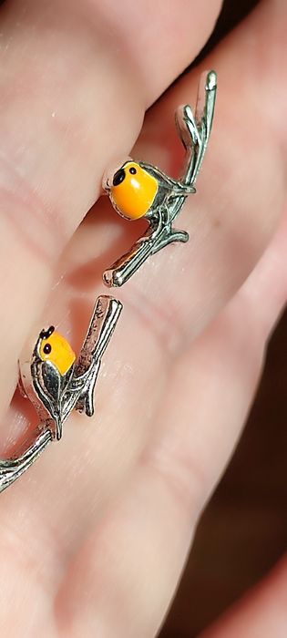 Kolczyki na sztyfcie 2 rodzaje