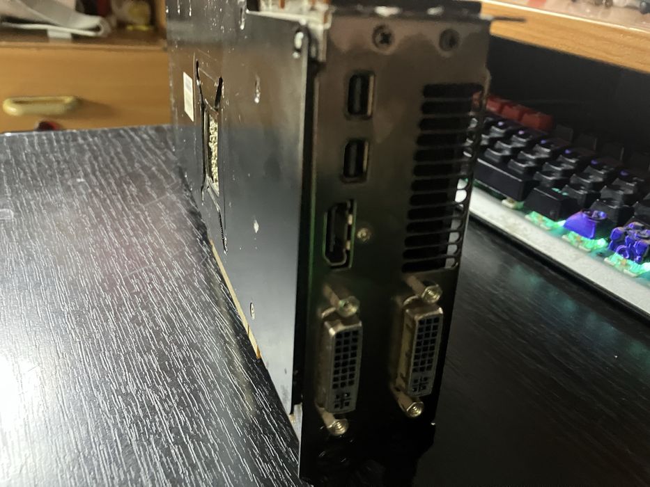 відеокарта radeon hd 6950