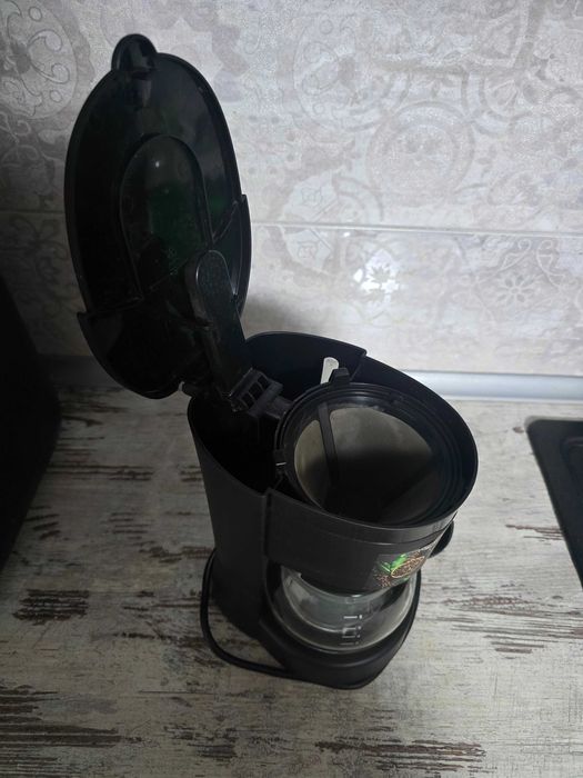 Крапельна кавоварка Ardesto