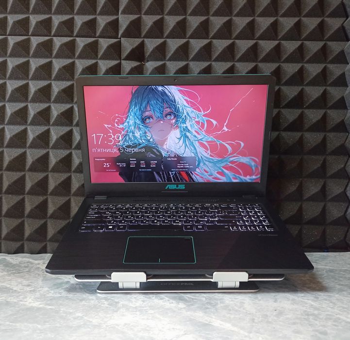 Ігровий ноутбук ASUS / NVIDIA GTX 1050 / i5 gen 8 / DDR4 16GB / SSD nvme m2