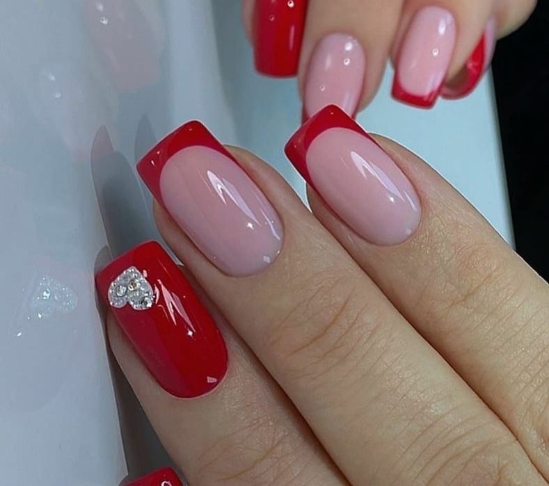 Любомль.Манікюр,нарощування нігтів,укріплення.Педікюр