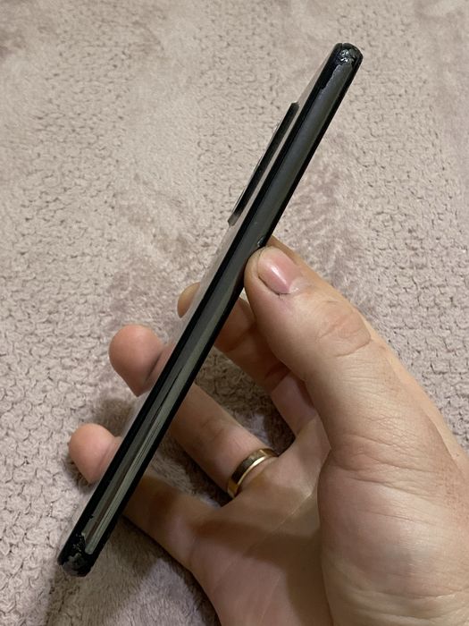 Телефон Samsung Galaxy A52