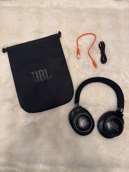 Auscutadores JBL 660NC Wireless - Cancelamento de Ruído