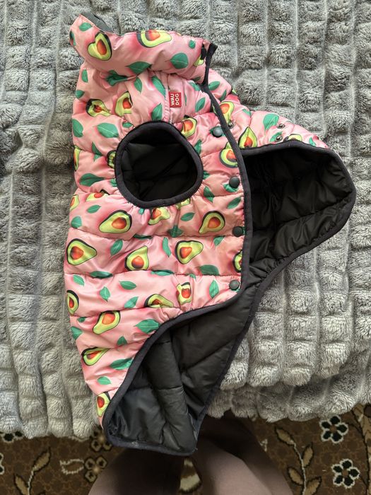 Одяг та рулетка для собак